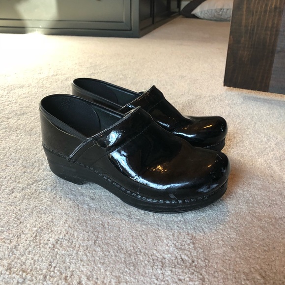 Dansko Shoes - Dansko Clogs Black Patent